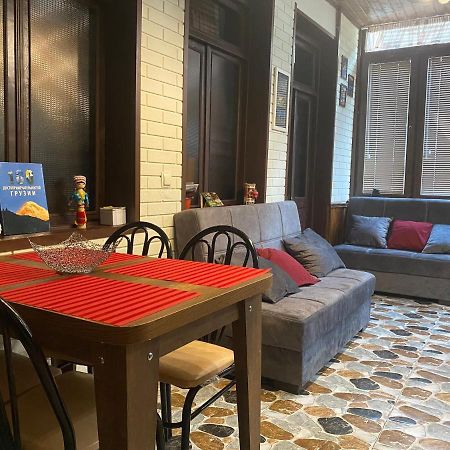 Lovely Apartment Tbilisi Bagian luar foto