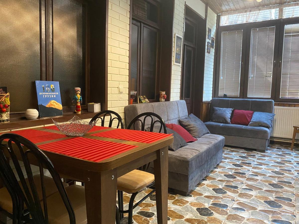 Lovely Apartment Tbilisi Bagian luar foto